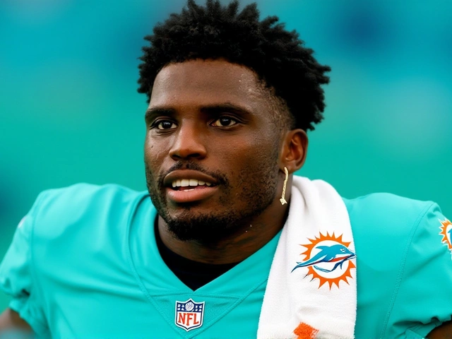 Tyreek Hill’s ACL tear sidelines Dolphins for season after Jets clash
